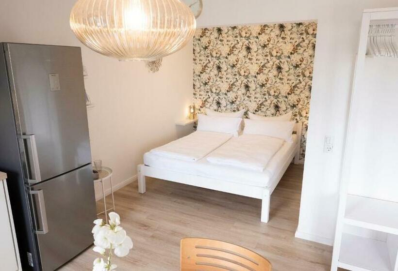 Fewo1846 Strandresidenz Wassersleben   Ostseenest   Modernes Studioapartment Mit Balkon Am Strand