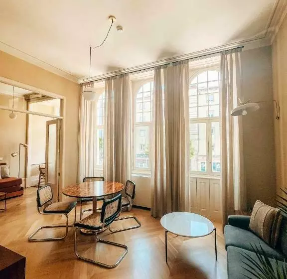 Villa Theatro Heritage Apartments