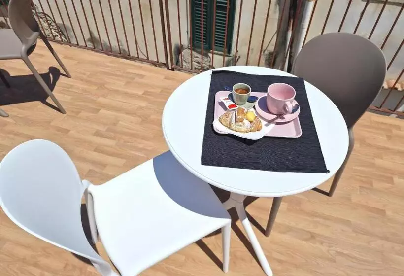 B&b Tra Le Vie Del Borgo