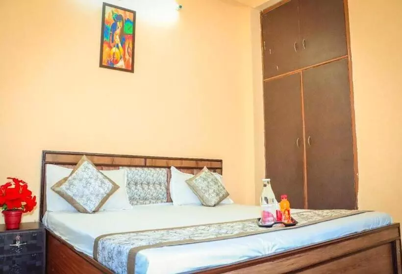 Aamiaismajoitus (B&B) Madhav Palace