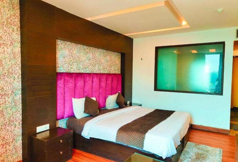 Hotel Billions Kapashera