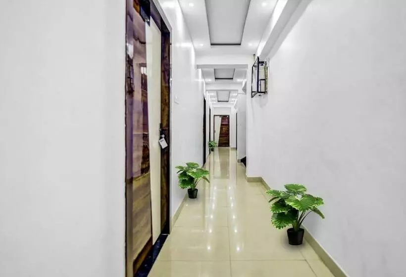 Hotel Capital O The Jumar