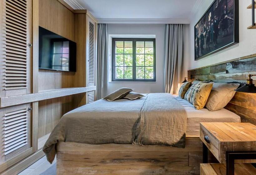 هتل Castro Mesembria Boutique