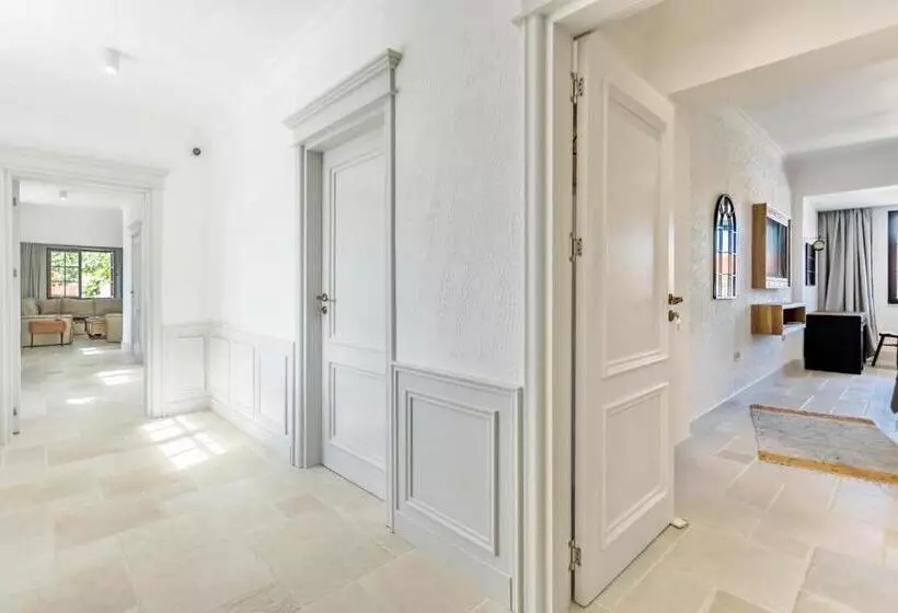 ホテル Castro Mesembria Boutique