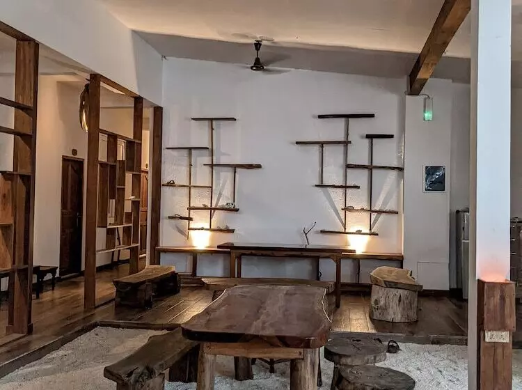 هتل Dhoadhi Retreat