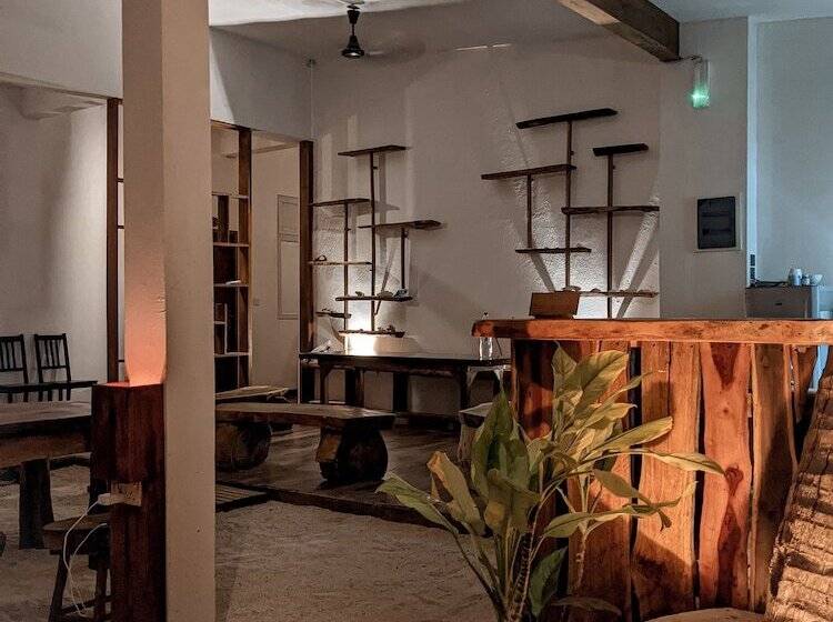 هتل Dhoadhi Retreat