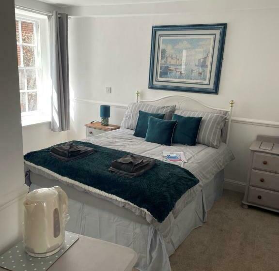 בית מלון כפרי The Crown Fakenham