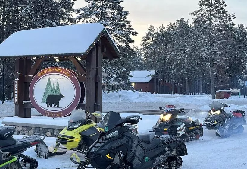 モーテル Boulder Bear Motor Lodge