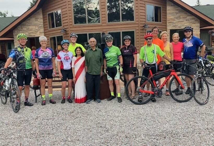 Motel Boulder Bear Motor Lodge