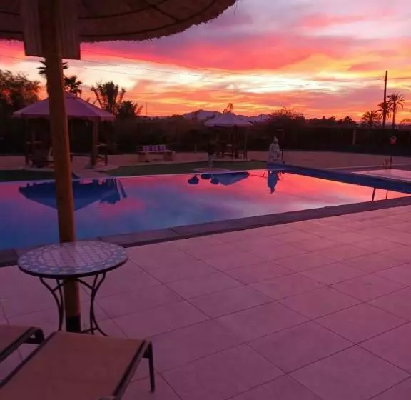 ペンション Casadelfenix