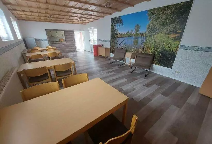 Majatalo Gästehaus Heinrich Heine Schule