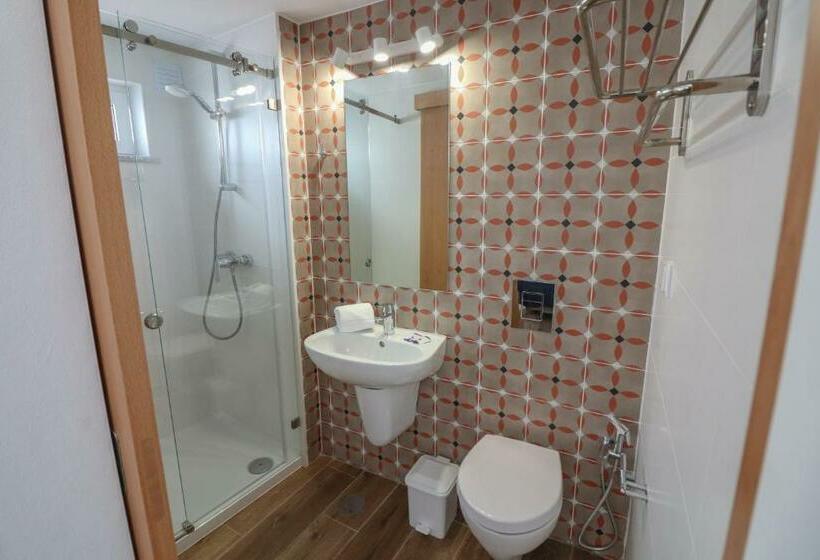 بنسيون Little Break Guest House