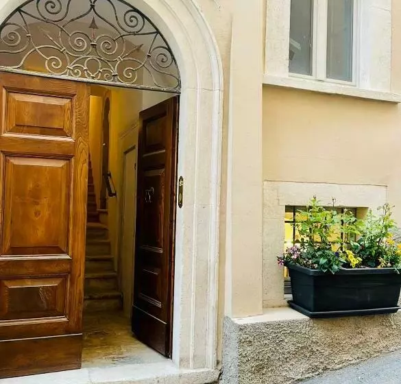B&b Corso Vittorio Emanuele   Nel Pieno Centro Storico