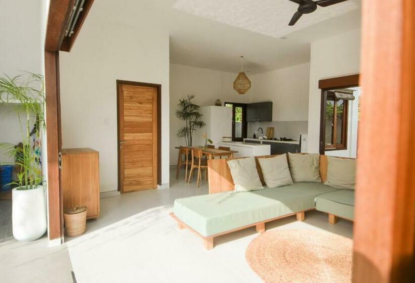 ベッドアンドブレックファースト Three Palms Surf & Stay Medewi