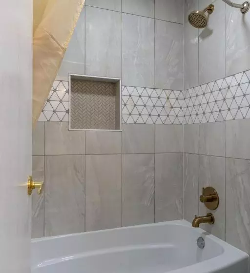 Hotelli Dragonfly Inn & Suites