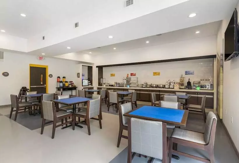 هتل Glo Best Western Pooler   Savannah Airport