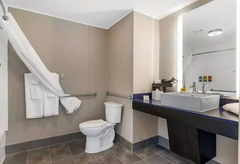 هتل Glo Best Western Pooler   Savannah Airport