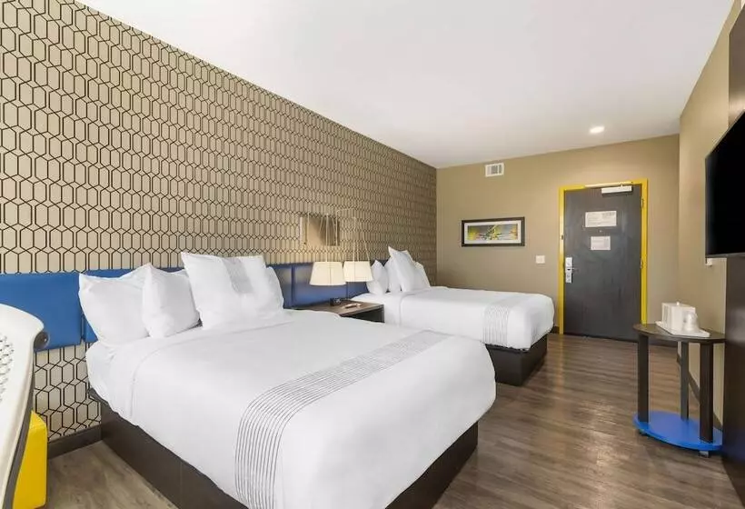 هتل Glo Best Western Pooler   Savannah Airport