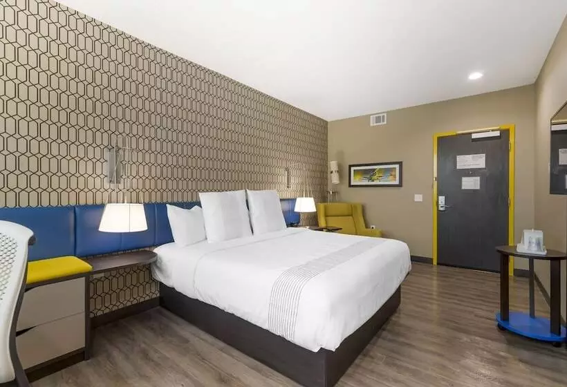 هتل Glo Best Western Pooler   Savannah Airport