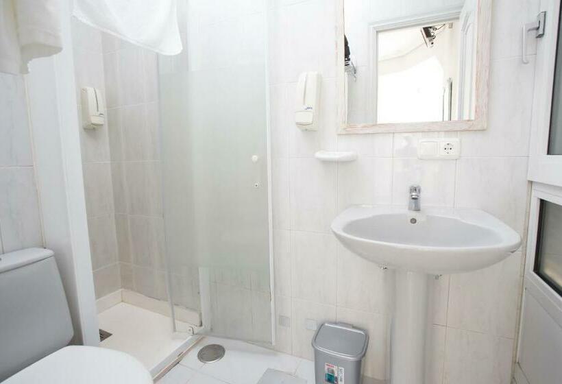 Hotel Hostal Costa Coruña