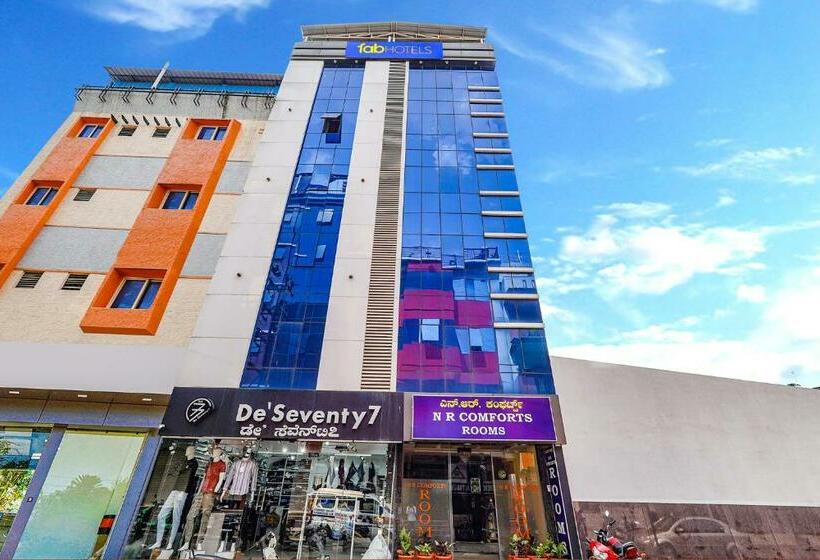 Hôtel Oyo 91217 Nr Comforts