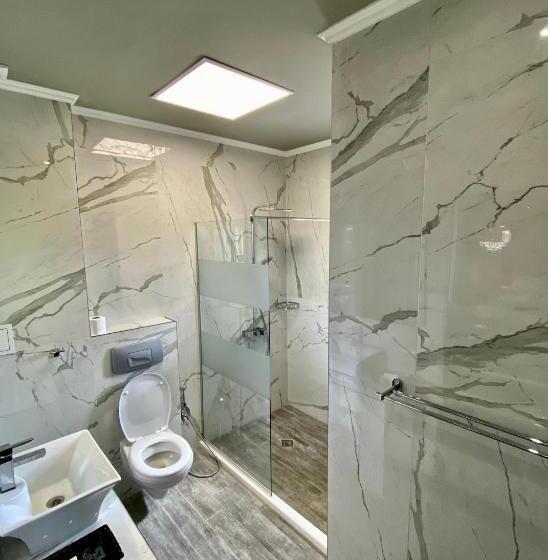 Luxury Apartments Ivon