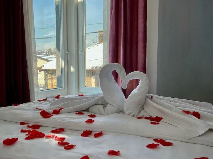 تختخواب و صبحانه Begić