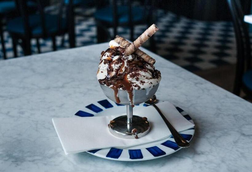 ホテル Café Koophandel