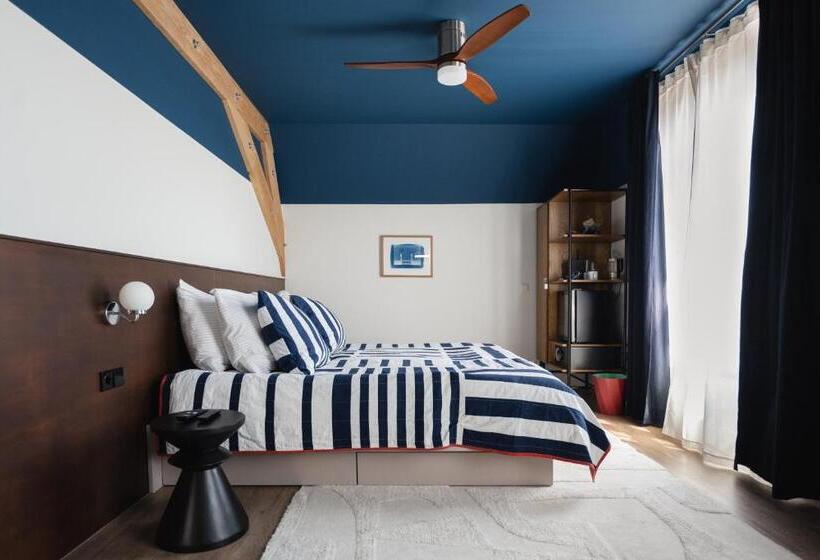 ホテル Café Koophandel