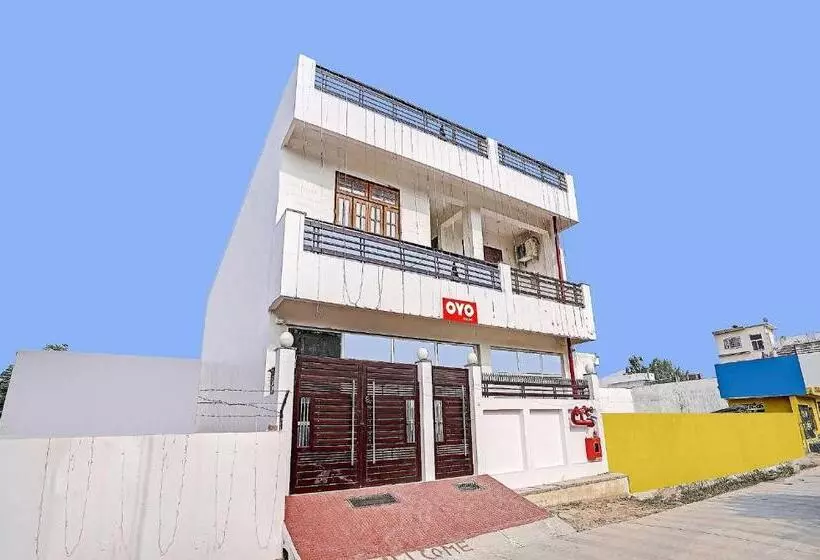 ホテル Flagship Visitor Guest House