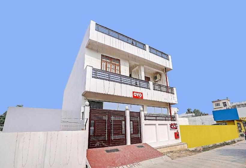 هتل Flagship Visitor Guest House