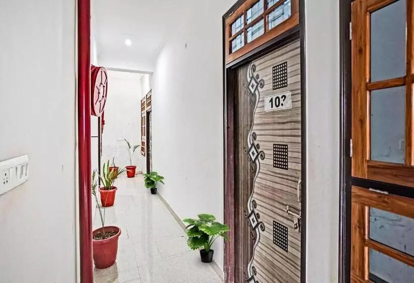 ホテル Flagship Visitor Guest House