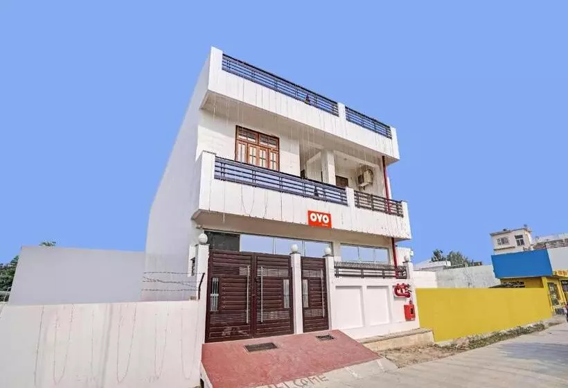 ホテル Flagship Visitor Guest House