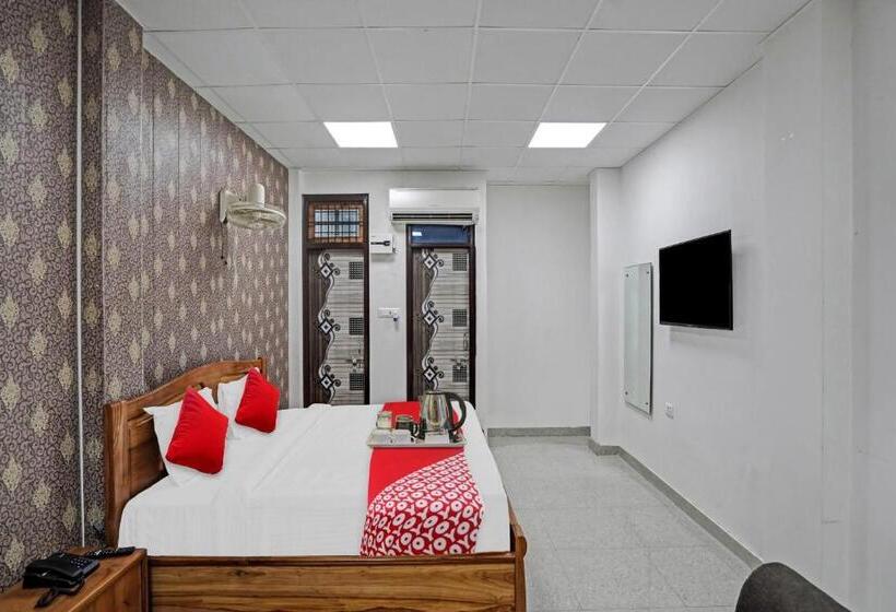 هتل Flagship Visitor Guest House