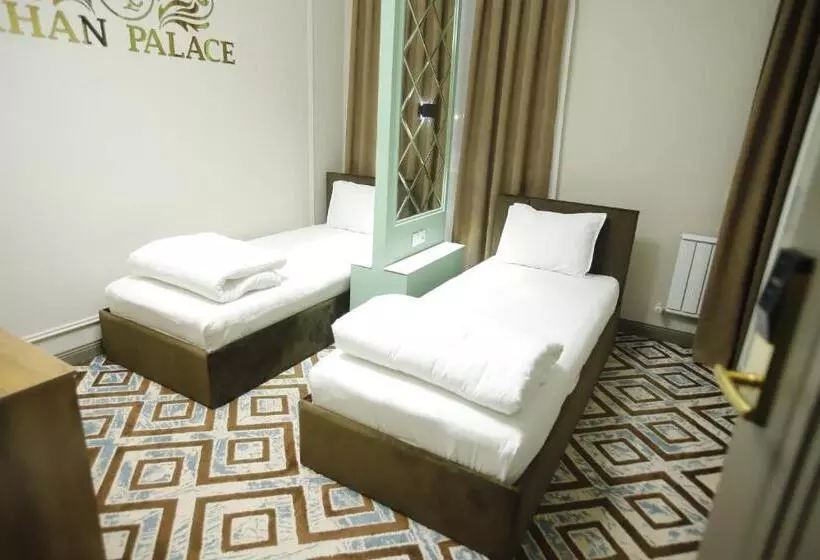 هتل Khan Palace
