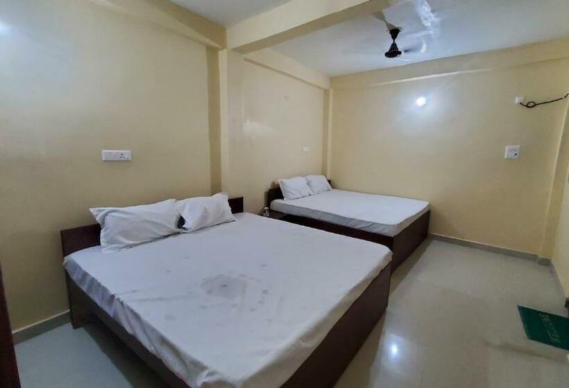 Отель Oyo 90020 Red Chilly B&b