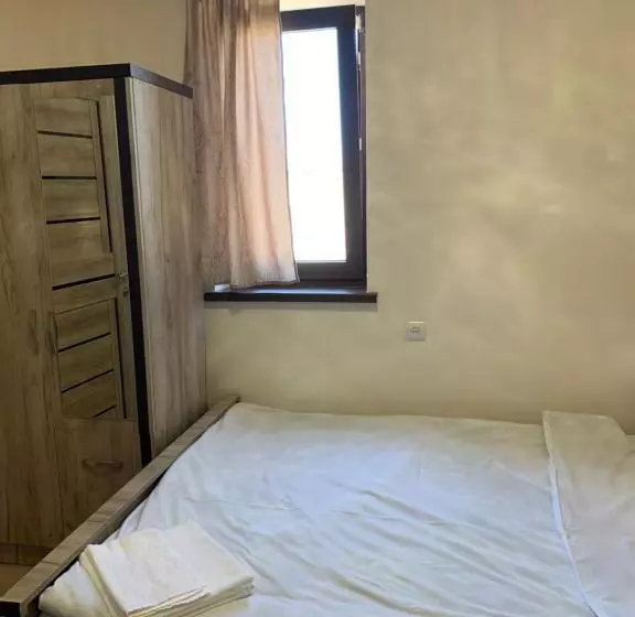 پانسیون Arman S House Sevan