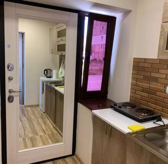 پانسیون Arman S House Sevan