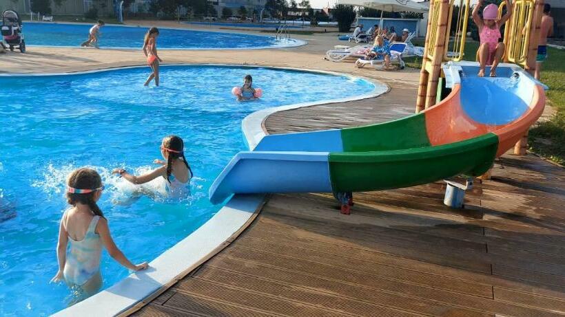 بنسيون Camera De închiriat Blaxy Premium Resort