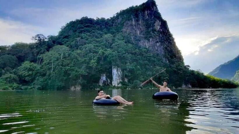 פנסיון Ou River House