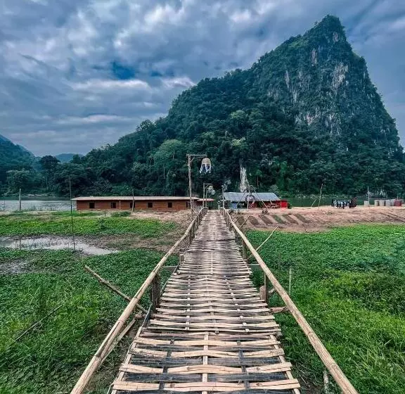 ペンション Ou River House