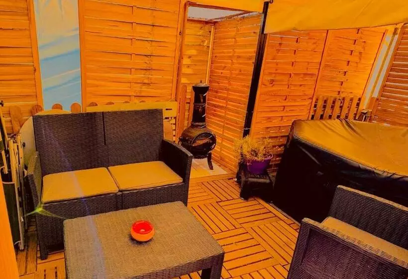 پانسیون Résidence Caenee, Le Dépaysement Naturiste En été Avec L Atypique Studio Climatisé Vintage En Sous P