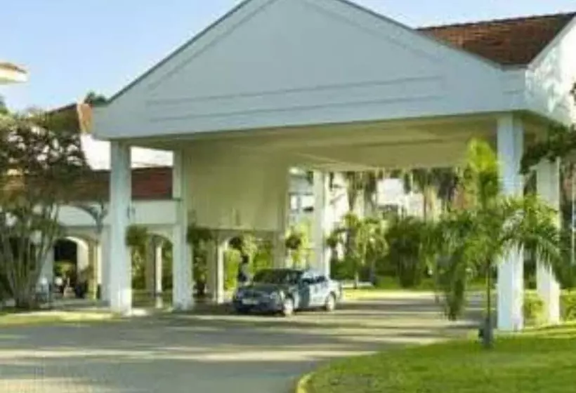 پانسیون Sarova Whitesands Beach Resort And Spa With Amazing View