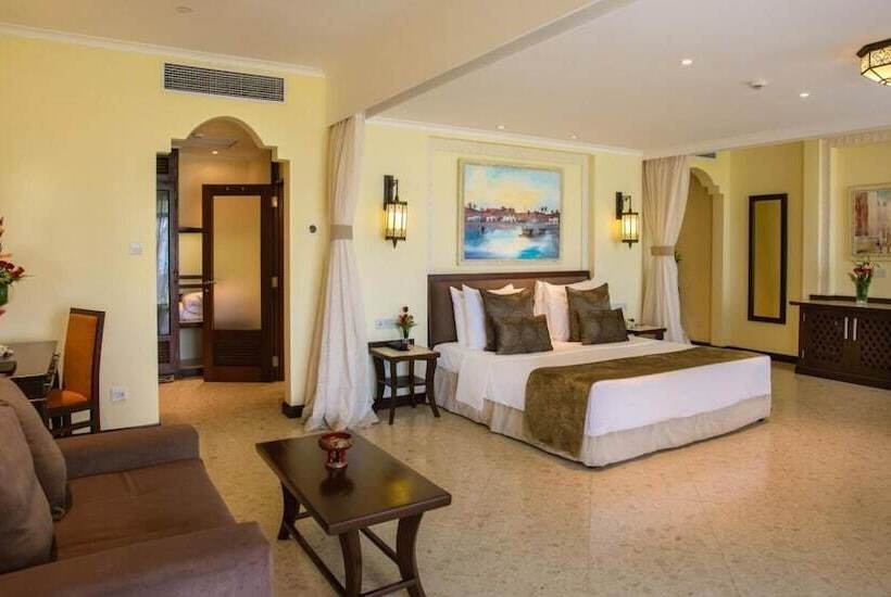 پانسیون Sarova Whitesands Beach Resort And Spa With Amazing View