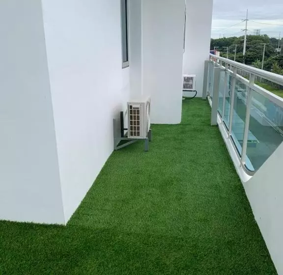 Real Serene Suite By Azure North