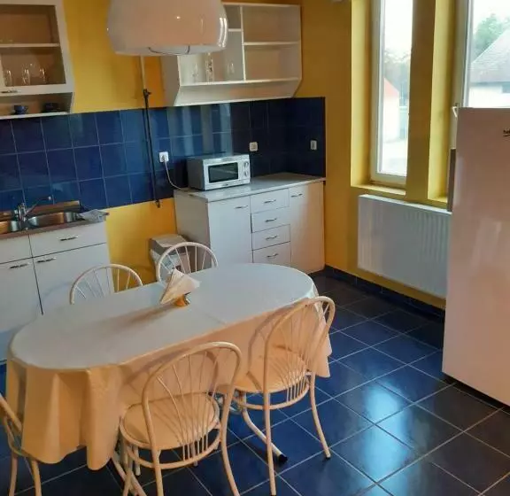 Gábor Pál 1 Apartman 1 Szoba