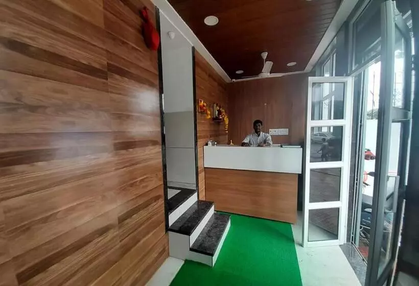 ホテル Golden Oak Lodging By Wb Inn