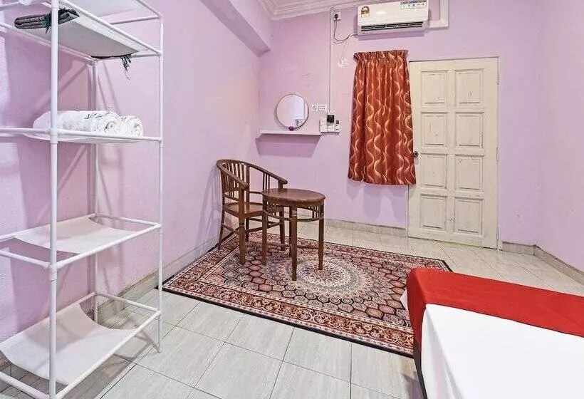 Hotelli Oyo 90551 Zn Mix Homestay & Roomstay