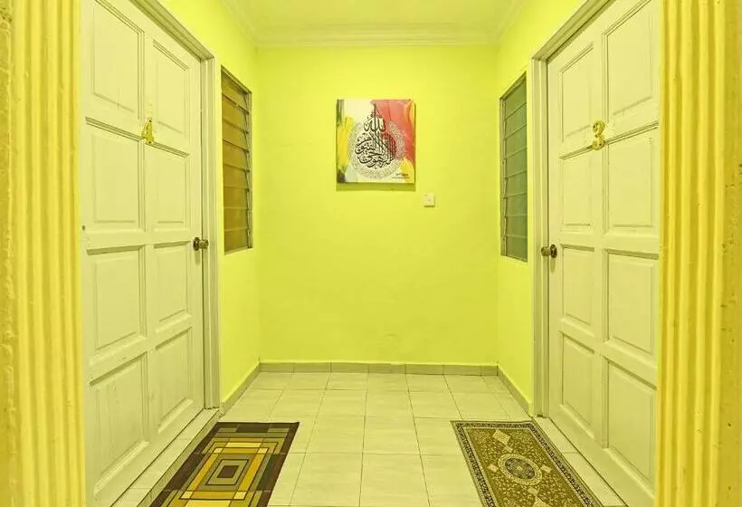 Hotelli Oyo 90551 Zn Mix Homestay & Roomstay