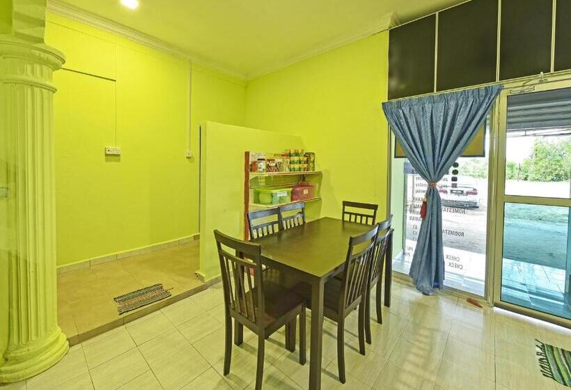 호텔 Oyo 90551 Zn Mix Homestay & Roomstay